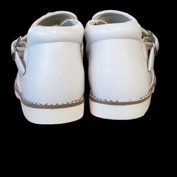 Girls White Shoes - Picture 5 of 7